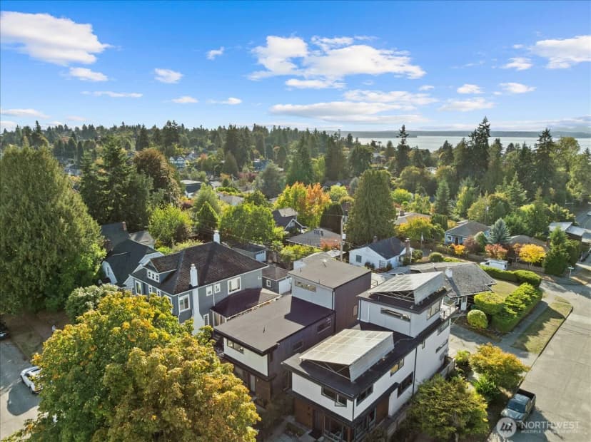 Property photo for 2705 47th Avenue Sw, Seattle photo 34