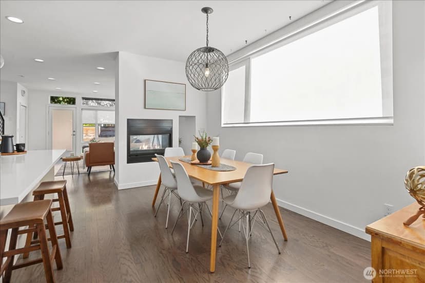 Property photo for 2705 47th Avenue Sw, Seattle photo 12