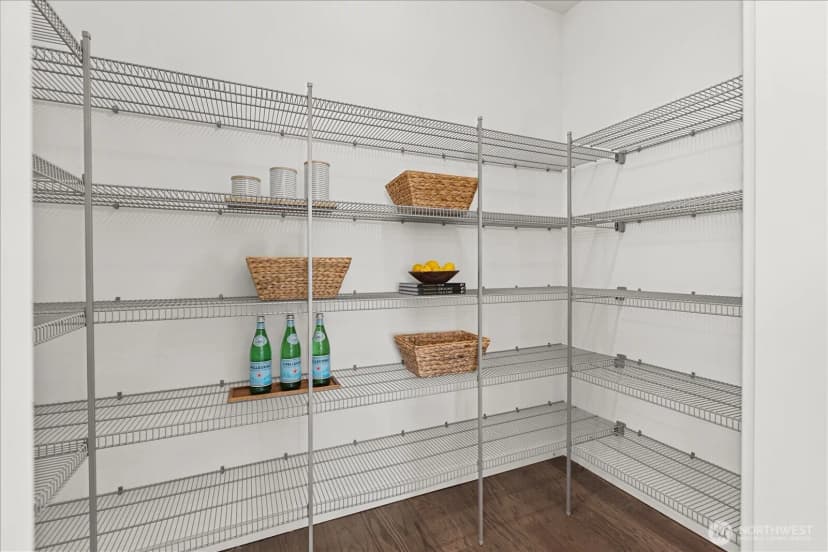 Property photo for 2705 47th Avenue Sw, Seattle photo 16