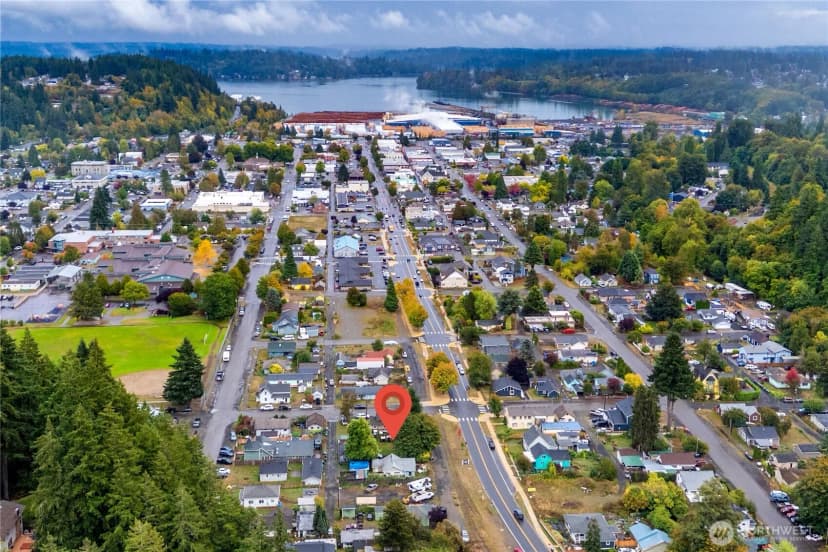 Property photo for 1212 W Railroad Avenue, Shelton photo 22