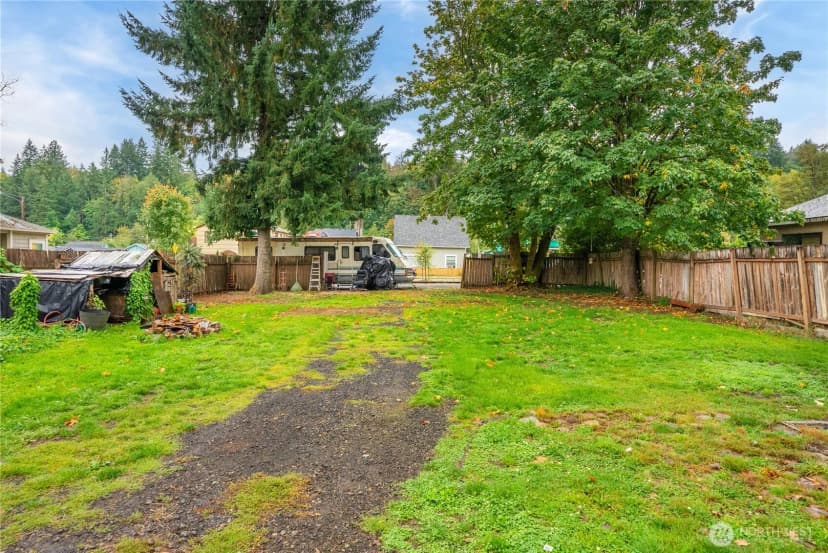 Property photo for 1212 W Railroad Avenue, Shelton photo 20