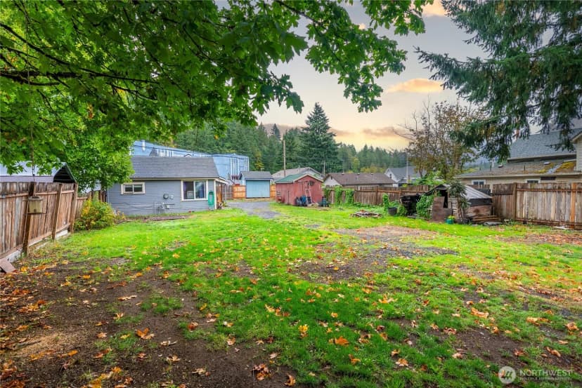 Property photo for 1212 W Railroad Avenue, Shelton photo 17
