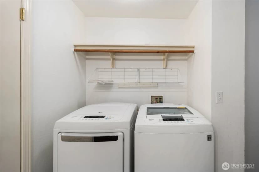 Property photo for 13214 Lakeridge Circle Nw, Silverdale photo 10