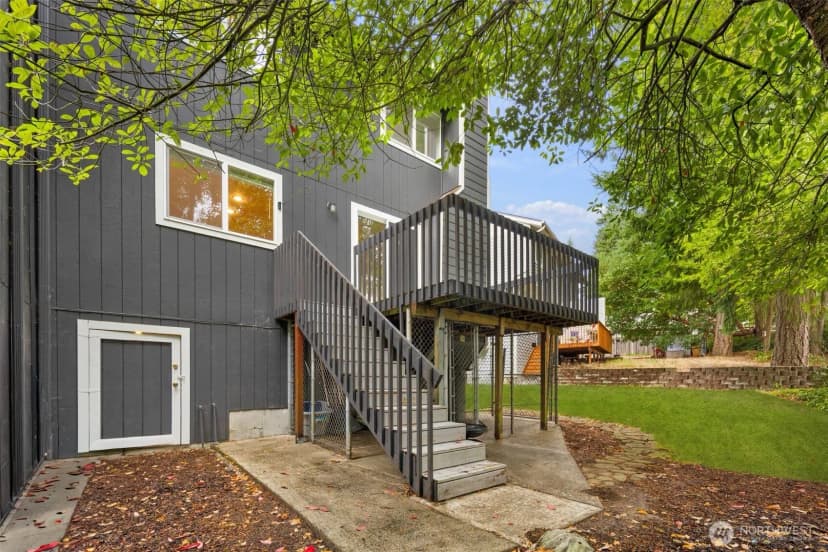 Property photo for 13214 Lakeridge Circle Nw, Silverdale photo 29