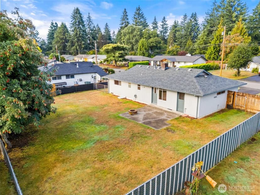 Property photo for 2114 Alpha Street Se, Lacey photo 6