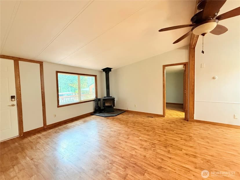 Property photo for 55509 310th Avenue Court E, Ashford photo 5