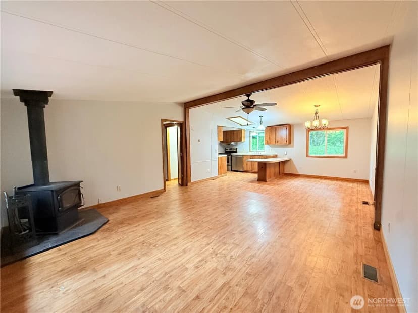 Property photo for 55509 310th Avenue Court E, Ashford photo 4