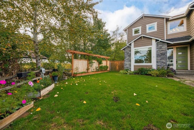 Property photo for 8420 8th Place Se, Lake Stevens photo 2