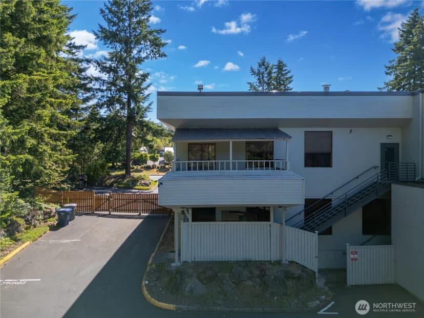 Property photo for 33901 9th Avenue S, Federal Way photo 39