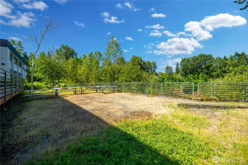 Property photo for 33901 9th Avenue S, Federal Way photo 11
