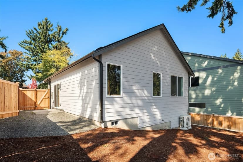 Property photo for 12330 13th Place Sw #2c, Burien photo 14
