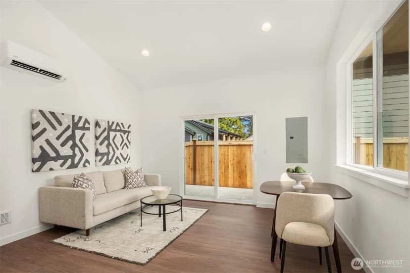 Property photo for 12330 13th Place Sw #2c, Burien photo 6