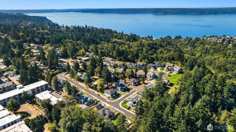 Property photo for 12330 13th Place Sw #2c, Burien photo 19