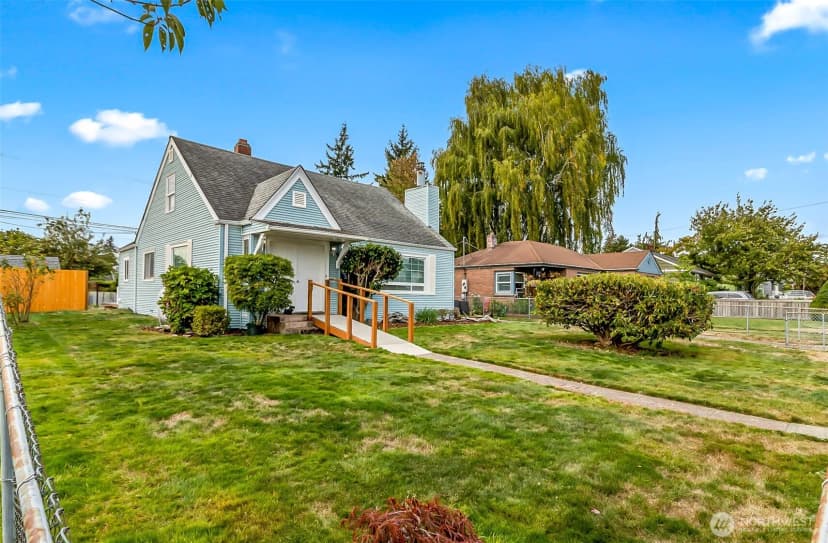 Property photo for 1102 Lombard Avenue, Everett