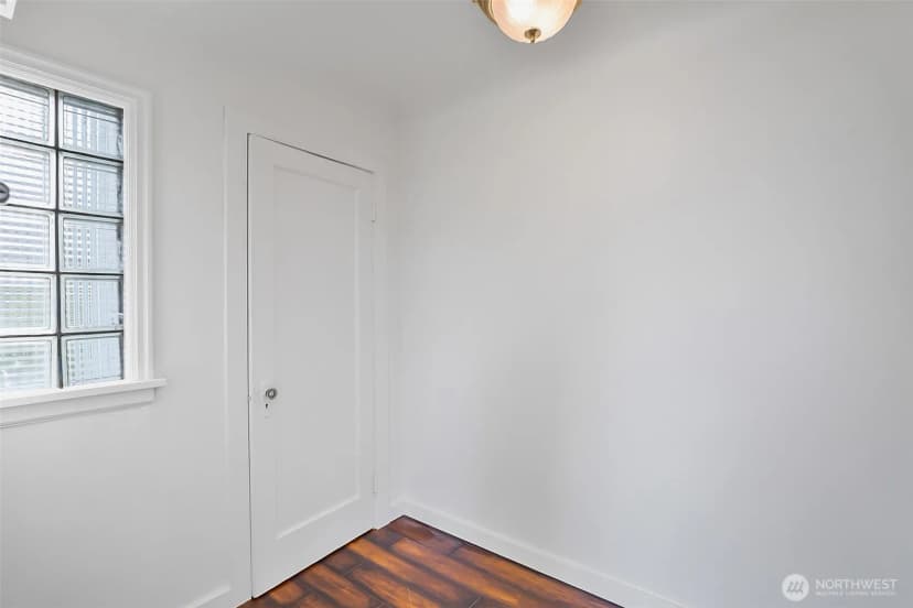 Property photo for 1102 Lombard Avenue, Everett photo 14
