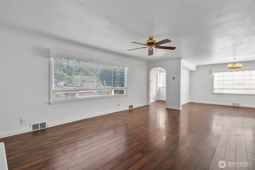 Property photo for 1102 Lombard Avenue, Everett photo 16