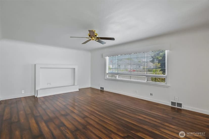 Property photo for 1102 Lombard Avenue, Everett photo 18