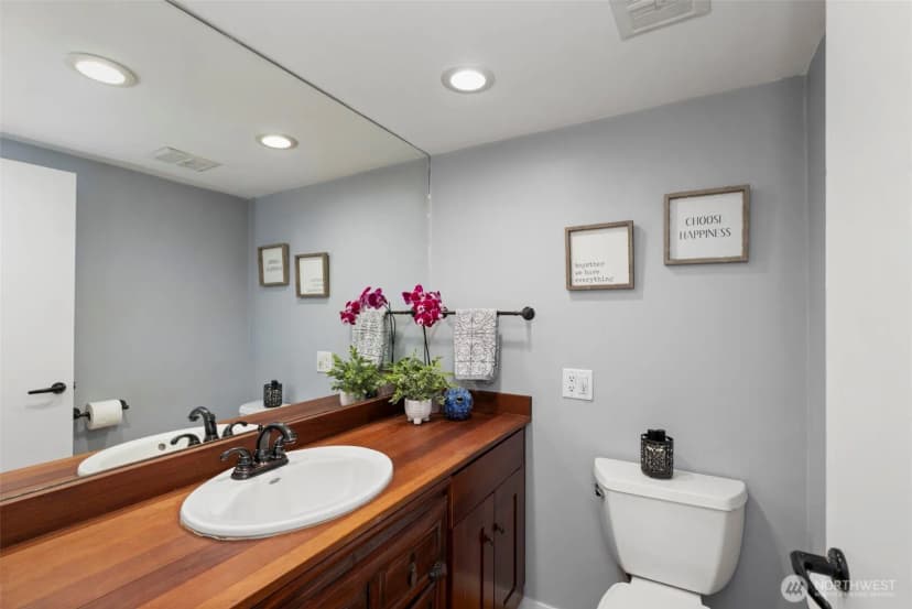 Property photo for 11925 Manzanita Lane Ne, Bainbridge Island photo 20