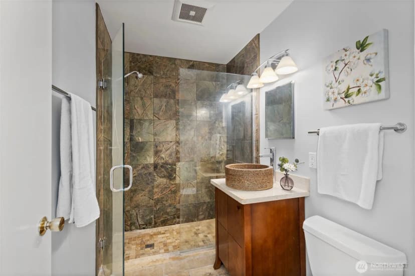 Property photo for 11925 Manzanita Lane Ne, Bainbridge Island photo 30
