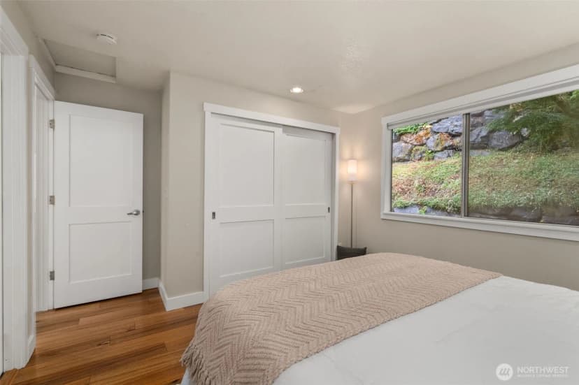 Property photo for 5258 17 Ave Sw, Seattle photo 25