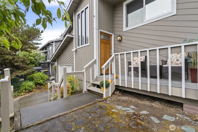 Property photo for 5258 17 Ave Sw, Seattle photo 5