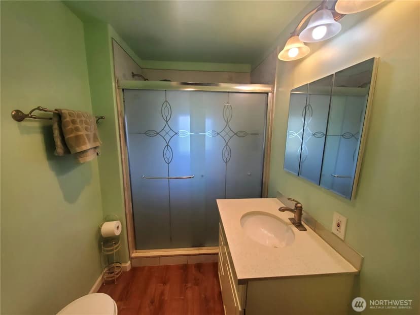 Property photo for 16 E Intercity Avenue, Everett photo 15