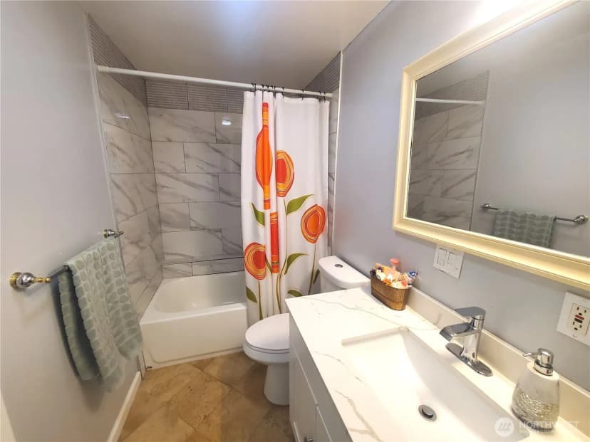 Property photo for 16 E Intercity Avenue, Everett photo 14