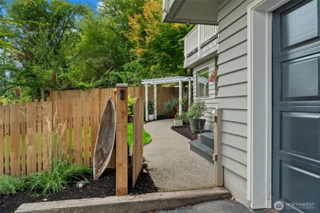 Property photo for 9306 N Harborview Drive, Gig Harbor photo 5