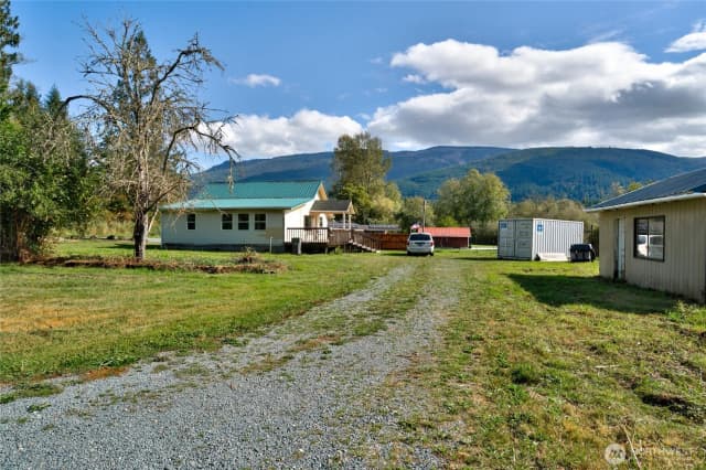 Property photo for 23404 Prairie Road, Sedro Woolley photo 3