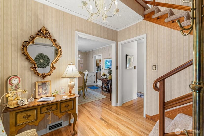 Property photo for 1005 Fuller Street, Wenatchee photo 5