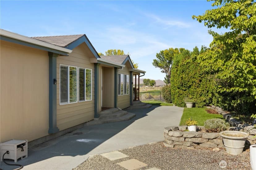 Property photo for 851 Desert Aire Drive Sw, Mattawa photo 29