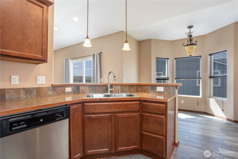 Property photo for 615 N Larkspur Drive, Othello photo 6