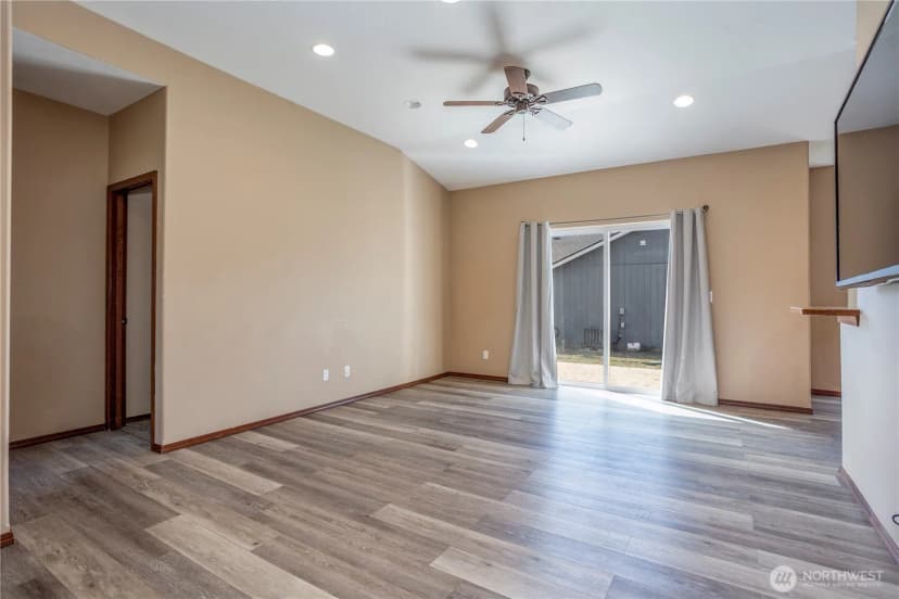 Property photo for 615 N Larkspur Drive, Othello photo 5