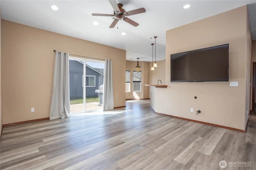 Property photo for 615 N Larkspur Drive, Othello photo 10
