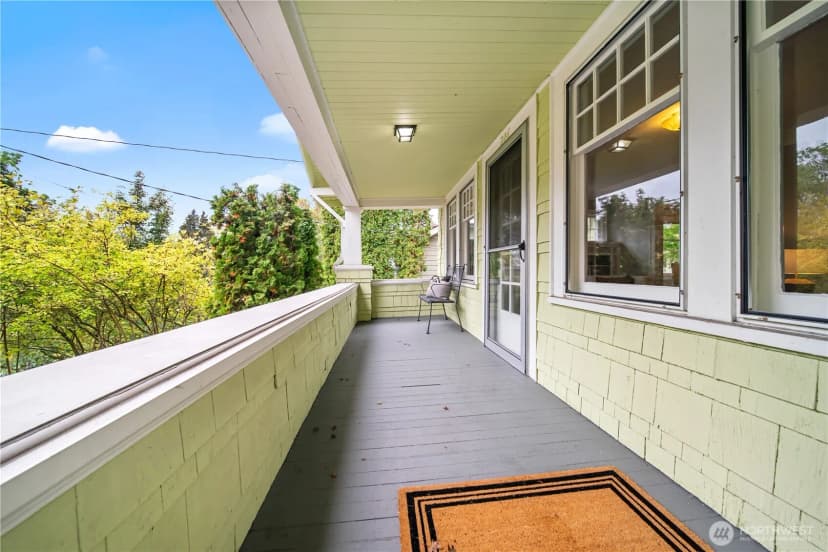Property photo for 206 Nw 62nd Street, Seattle photo 3