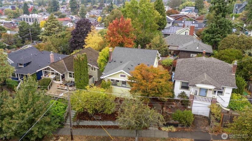 Property photo for 206 Nw 62nd Street, Seattle photo 32