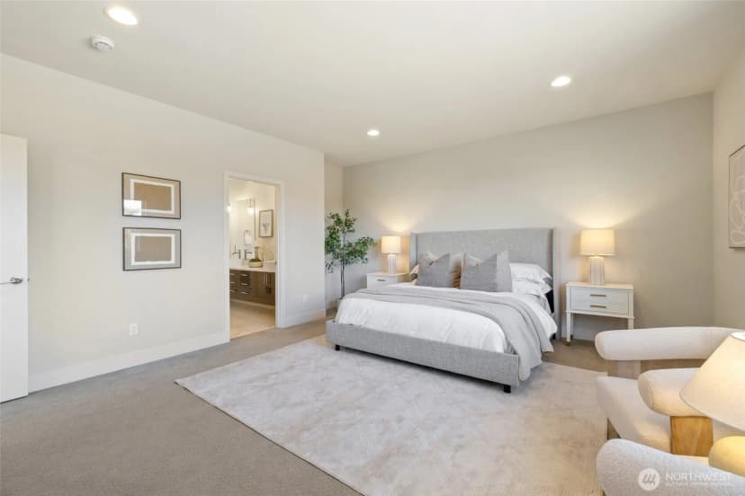 Property photo for 1236 Ne 117th Street, Seattle photo 13