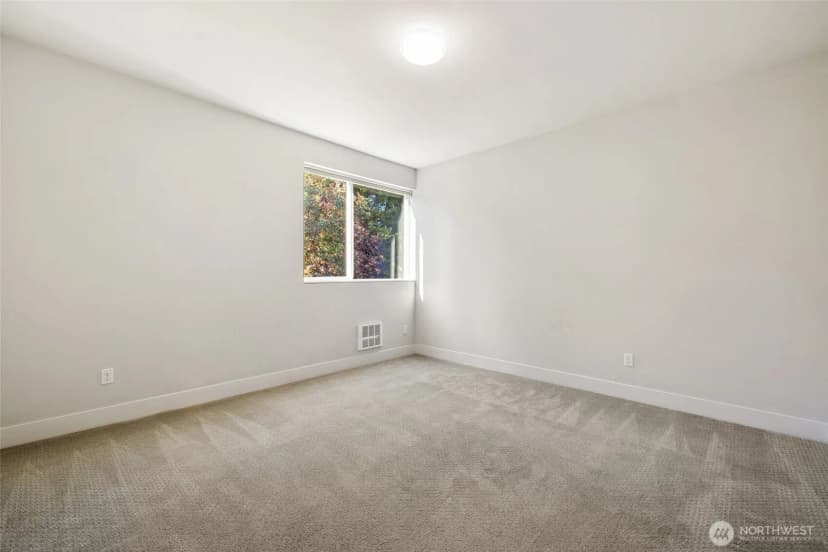 Property photo for 1236 Ne 117th Street, Seattle photo 25