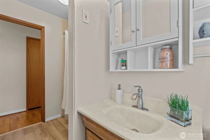 Property photo for 1839 S 246th Place, Des Moines photo 15