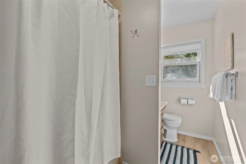 Property photo for 1839 S 246th Place, Des Moines photo 14