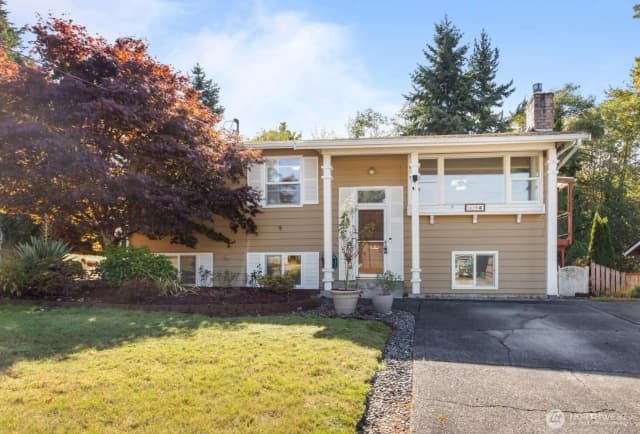 Property photo for 1839 S 246th Place, Des Moines