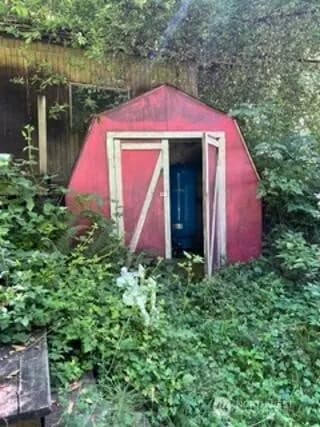 Property photo for 17311 Se Renton-maple Valley Road, Renton photo 16