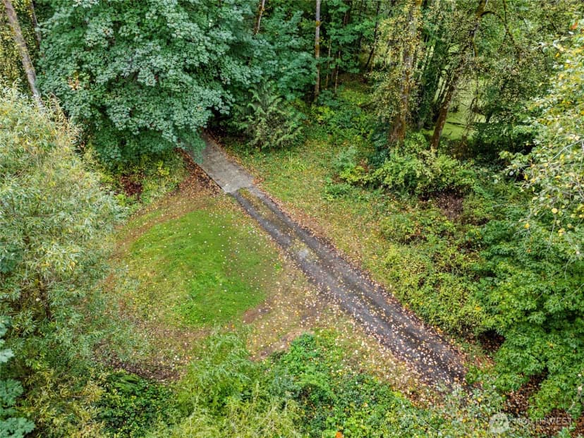 Property photo for 17311 Se Renton-maple Valley Road, Renton photo 12
