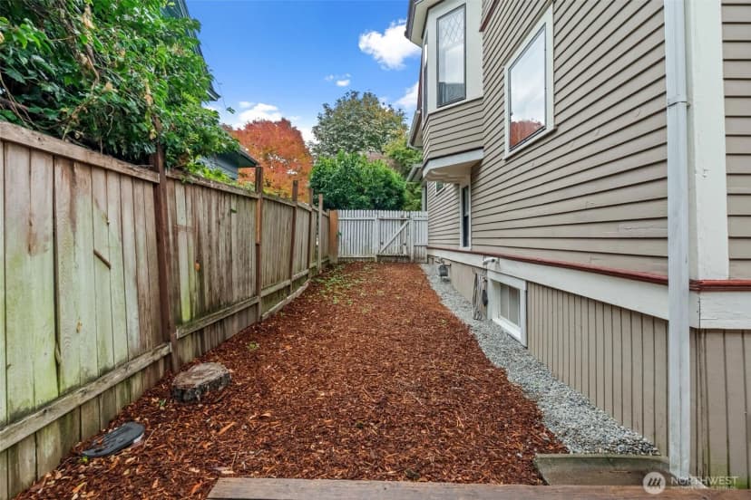 Property photo for 723 N K Street, Tacoma photo 37