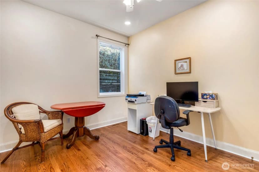 Property photo for 833 Walnut Street, Edmonds photo 23