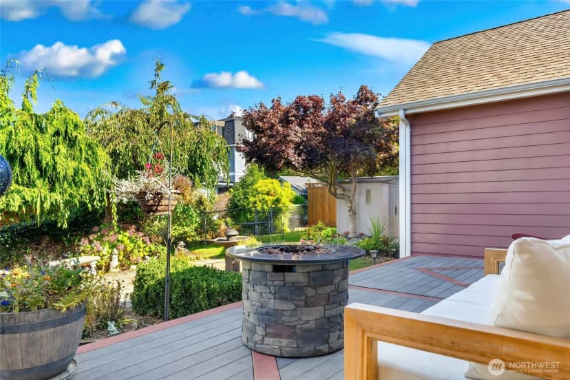 Property photo for 833 Walnut Street, Edmonds photo 30