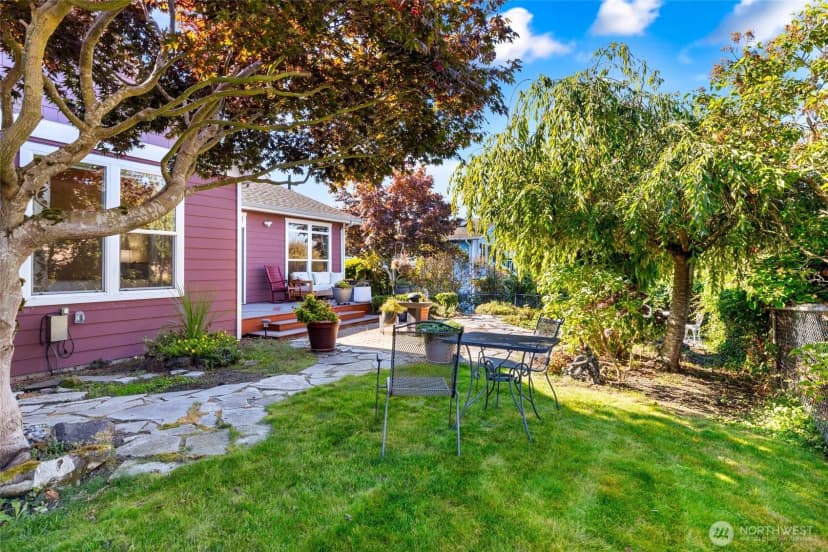 Property photo for 833 Walnut Street, Edmonds photo 33