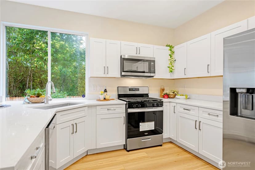 Property photo for 465 Field Place Ne, Renton photo 11