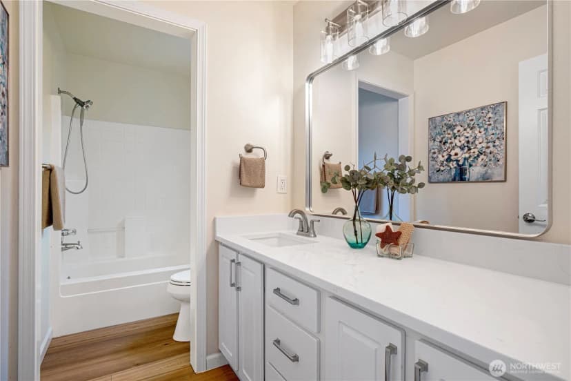 Property photo for 465 Field Place Ne, Renton photo 14