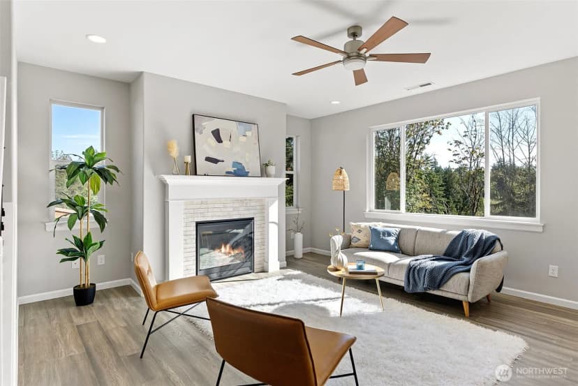 Property photo for 9853 Alpenglow Way, Gig Harbor photo 3